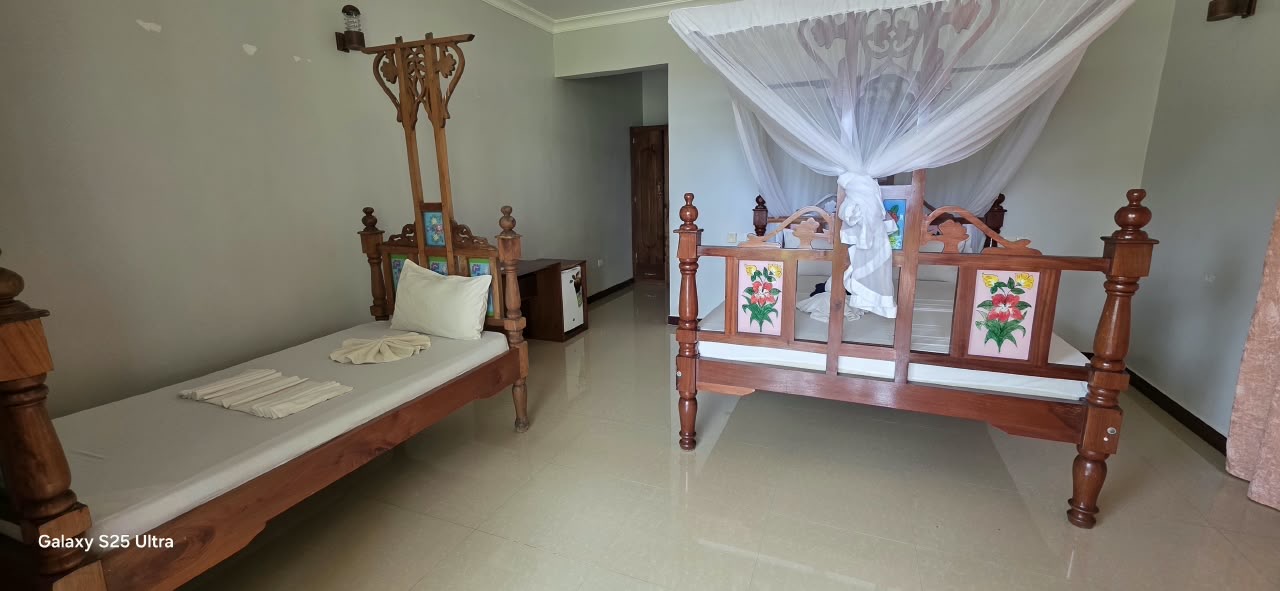 Signature Suite
